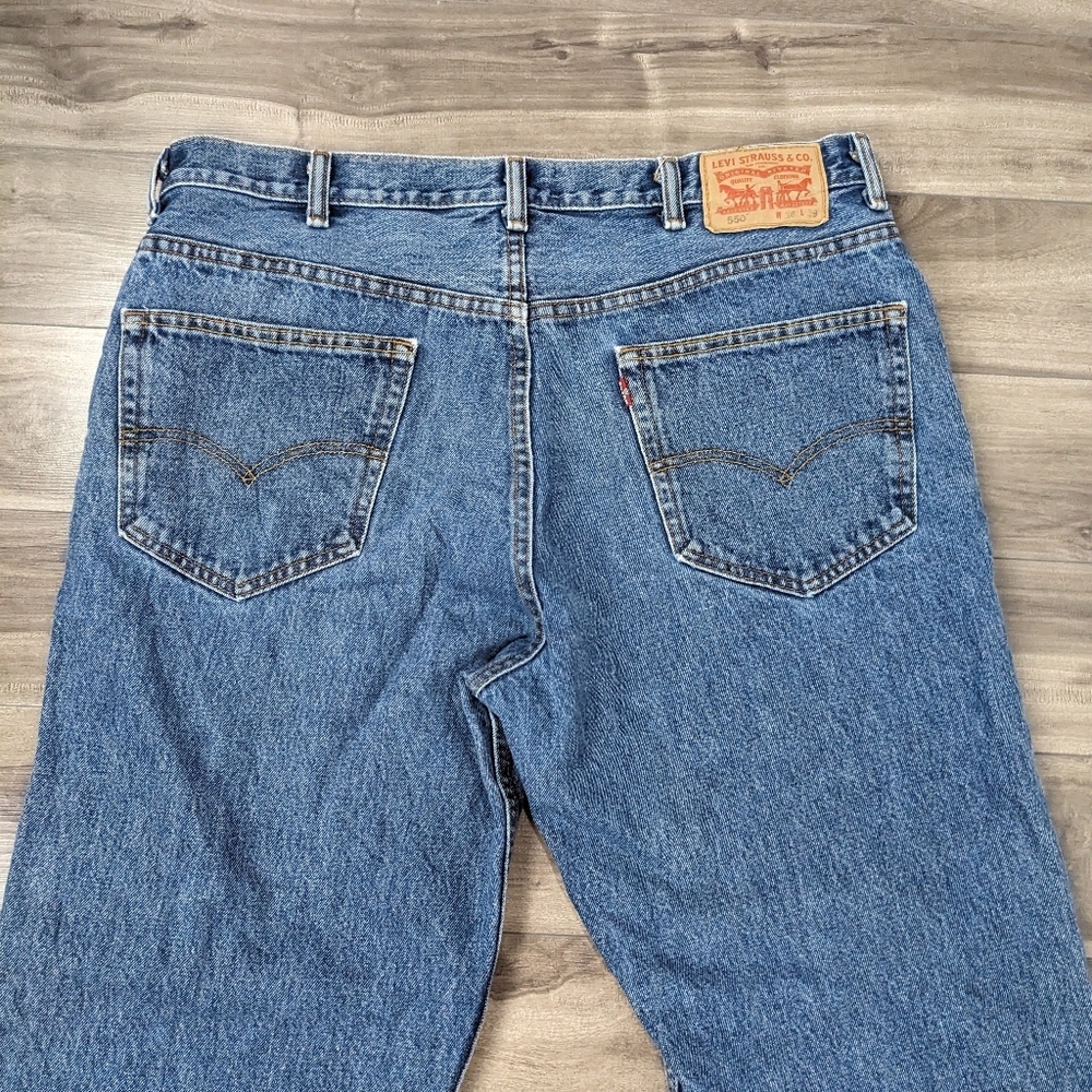 Levi's Men's Relaxed Fit Jeans 550 Size 38 - Picture 4 of 12